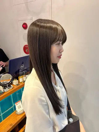 ロング カラー ナチュラル大人っぽい スタイル　MAORIのヘアスタイル