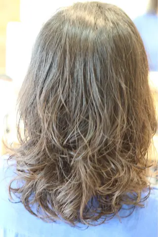 ミディアム 石川 雅貴のヘアスタイル