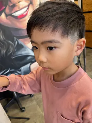 ショート カラー 久木原 ゆりのヘアスタイル