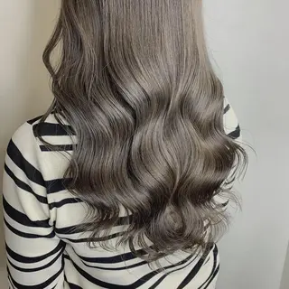 ミディアム カラー オリーブカラー 特化　　kaiのヘアスタイル