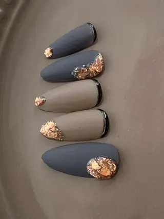 ネイル 新山 聖のネイルデザイン