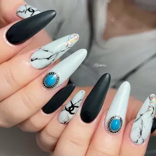 ミディアム ネイル richeri beautyのエステ・リラクイメージ