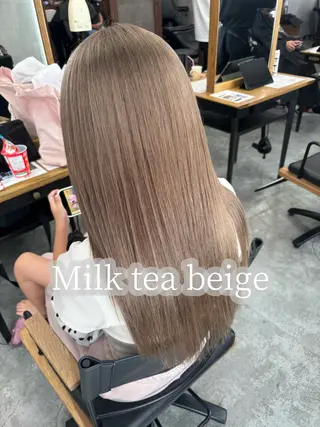 ロング 市毛 結菜のヘアスタイル