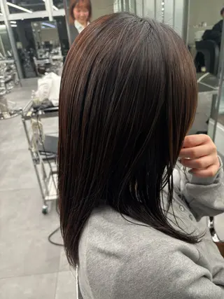 セミロング 佐藤 莉子のヘアスタイル