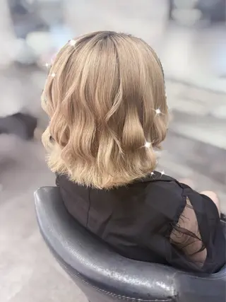 ショート OZ梅田♡ ゆはなブリーチのヘアスタイル