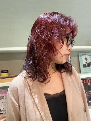 セミロング 薄暮 マツイ　レンのヘアスタイル
