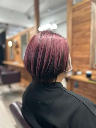 ショート ハットリ 代表のヘアスタイル