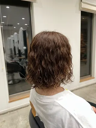ミディアム パーマ 芳賀 風斗のヘアスタイル