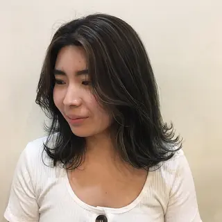 ミディアム 狩野 羅夢のヘアスタイル