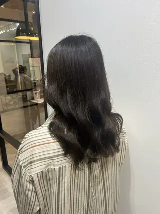 セミロング カラー 艶カラー推し！ なかはらあかりのヘアスタイル