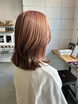 ミディアム カラー 1回で綺麗になる 髪質改善 小山光のヘアスタイル