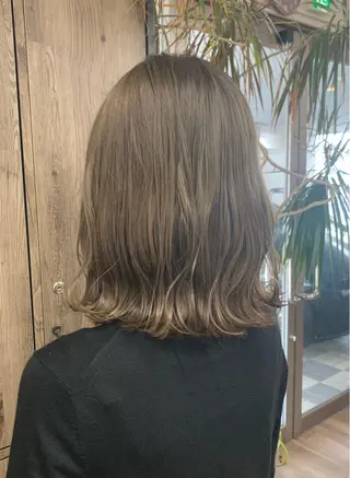 ミディアム 🌷かわばた めい🌷のヘアスタイル