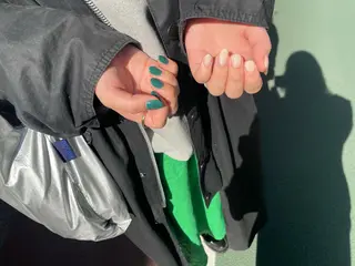 ネイル はばすみれ🎀ﾈｲﾙ 光ﾌｪｲｼｬﾙ ﾍｱのネイルデザイン