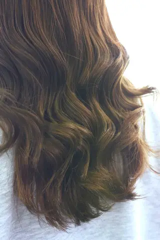 ロング カラー Atem ☀️大町店のヘアスタイル