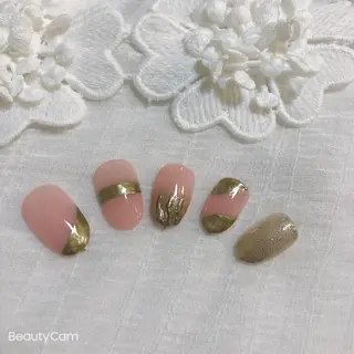 ネイル ガレンドウ 白澤 愛子のネイルデザイン