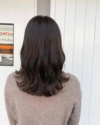 セミロング 西村 美羽のヘアスタイル