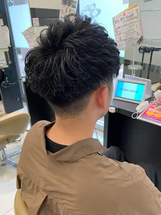 ショート パーマ 佐々木 康太のヘアスタイル