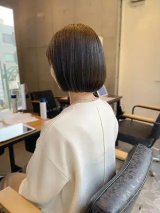 ミディアム カラー 平栗 篤のヘアスタイル