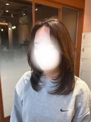 ミディアム カラー ·.⟡ 福田 彩乃 透明感カラー🪄🩵のヘアスタイル