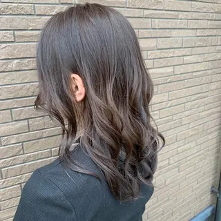 セミロング カラー 清水 亮太／赤み消しカラーのヘアスタイル