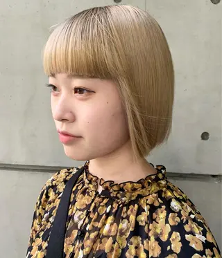 ミディアム カラー 大角  実希のヘアスタイル