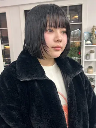 ミディアム カラー レイヤーボブ/ 艶カラー/サナ🌼のヘアスタイル