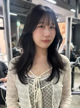 セミロング カラー ヘアアレンジ レイヤーカット×髪質 改善🇰🇷シオリのヘアスタイル