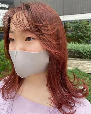 ミディアム デザインカラー/ボブ ブリーチカラー/ユリのヘアスタイル