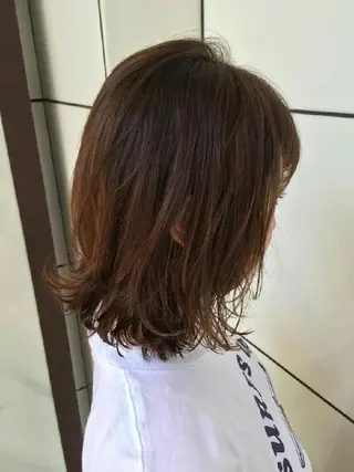 ミディアム yaya✂︎ 美髪/艶カラーのヘアスタイル