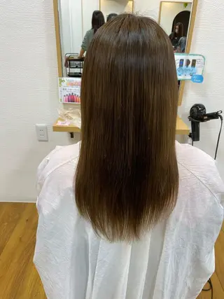 ロング 泉 綾乃モーラ[鳳店]のヘアスタイル