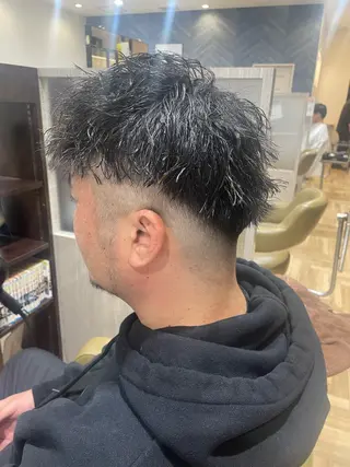 パーマ 中村 誠也のヘアスタイル