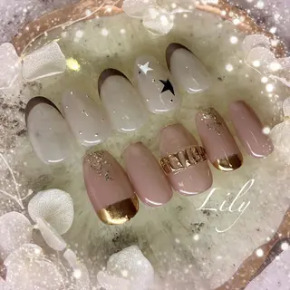 ネイル Lily*nail 🌻Mii🌻のネイルデザイン