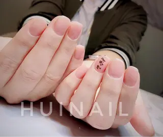 ショート めぐみのネイルサロン スタッフ練習のネイルデザイン