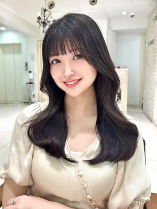 透明感カラー 古山 結季🌙🖤のヘアスタイル