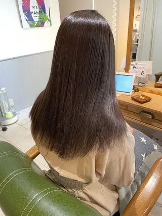 セミロング カラー 過去一の柔髪ヘア 🌿einshairのヘアスタイル