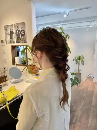 ロング カラー ヘアアレンジ 高橋 愛美のヘアスタイル