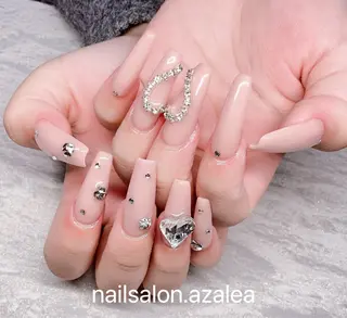 ネイル R inのネイルデザイン