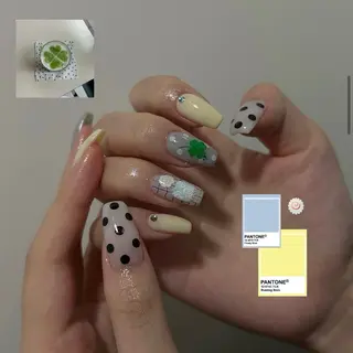 ネイル パラあり！フィルイン 美フォルムのネイルデザイン