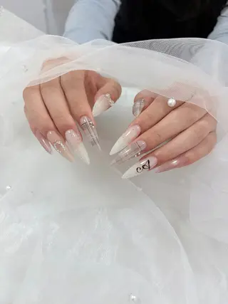 ネイル ARRINE所属・akari🎀 京橋 ARRINEのネイルデザイン