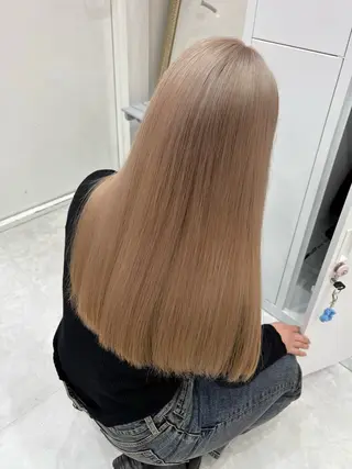 ロング カラー ブリーチ⏳艶カラー Natsukiのヘアスタイル
