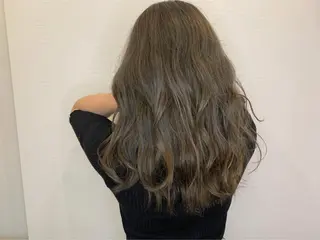 ミディアム カラー ヘアカラー&縮毛矯正 STAR☆RIVERのヘアスタイル