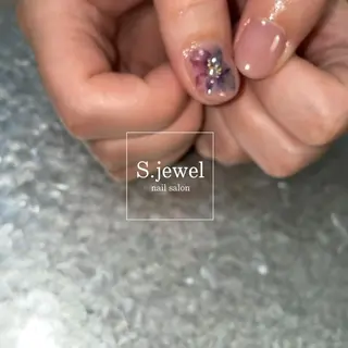 ネイル S. JEWELのネイルデザイン