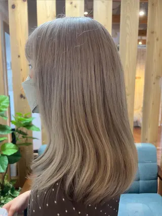 ロング カラー Topstylist YUKIのヘアスタイル