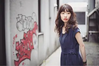 ロング カラー 池田 真由美のヘアスタイル