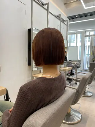 ショート レイヤー/ベージュ/ どますず🌺のヘアスタイル