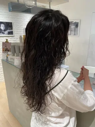 ロング 池田 誠のヘアスタイル