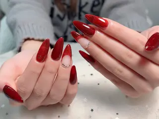 ネイル 西岡 真由美のネイルデザイン