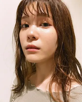 ミディアム カラー fuchigami suzunoのヘアスタイル
