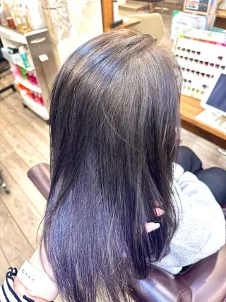 ロング ツヤ髪 透明感カラー ゆいなのヘアスタイル