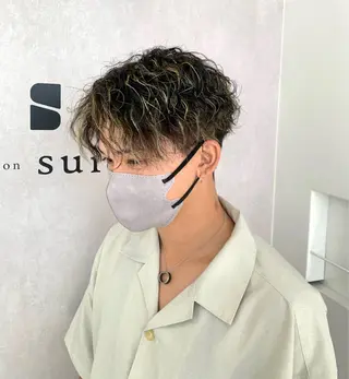 カラー パーマ メンズ 濱口 健慎のヘアスタイル